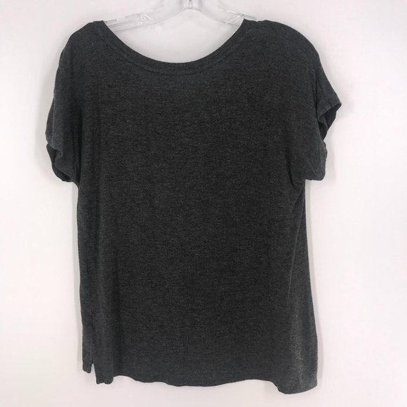 ACTIVE USA GRAY VNECK TSHIRT - Picture 3 of 6